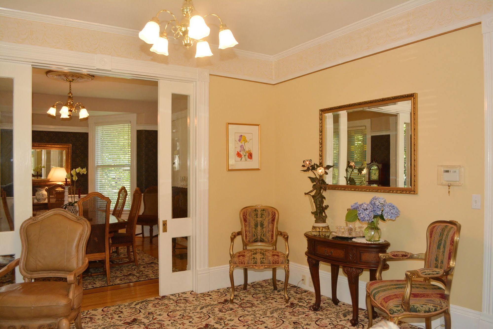 مدينة نيفادا Deer Creek Inn المظهر الخارجي الصورة